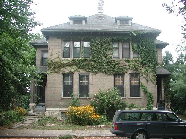 photo of a Paired House (Duplex) building type