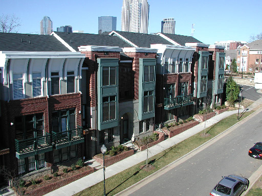 photo of an Apartment building type