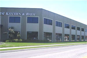 photo of commercial building with no entrance facing the street